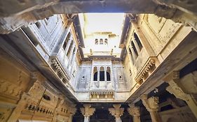 Hotel Suraj